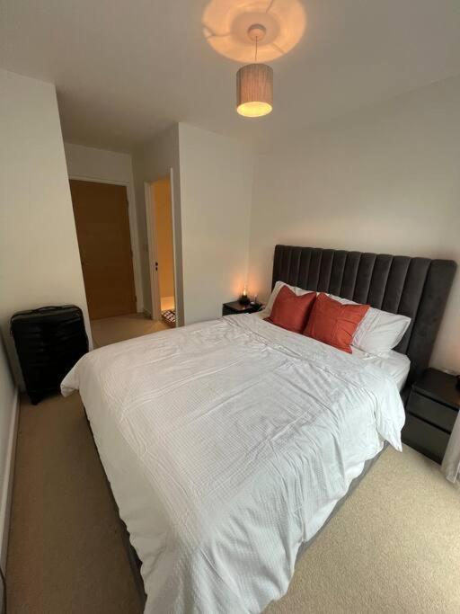 2 Bedroom Modern City Centre Bournemouth Apartment Zewnętrze zdjęcie